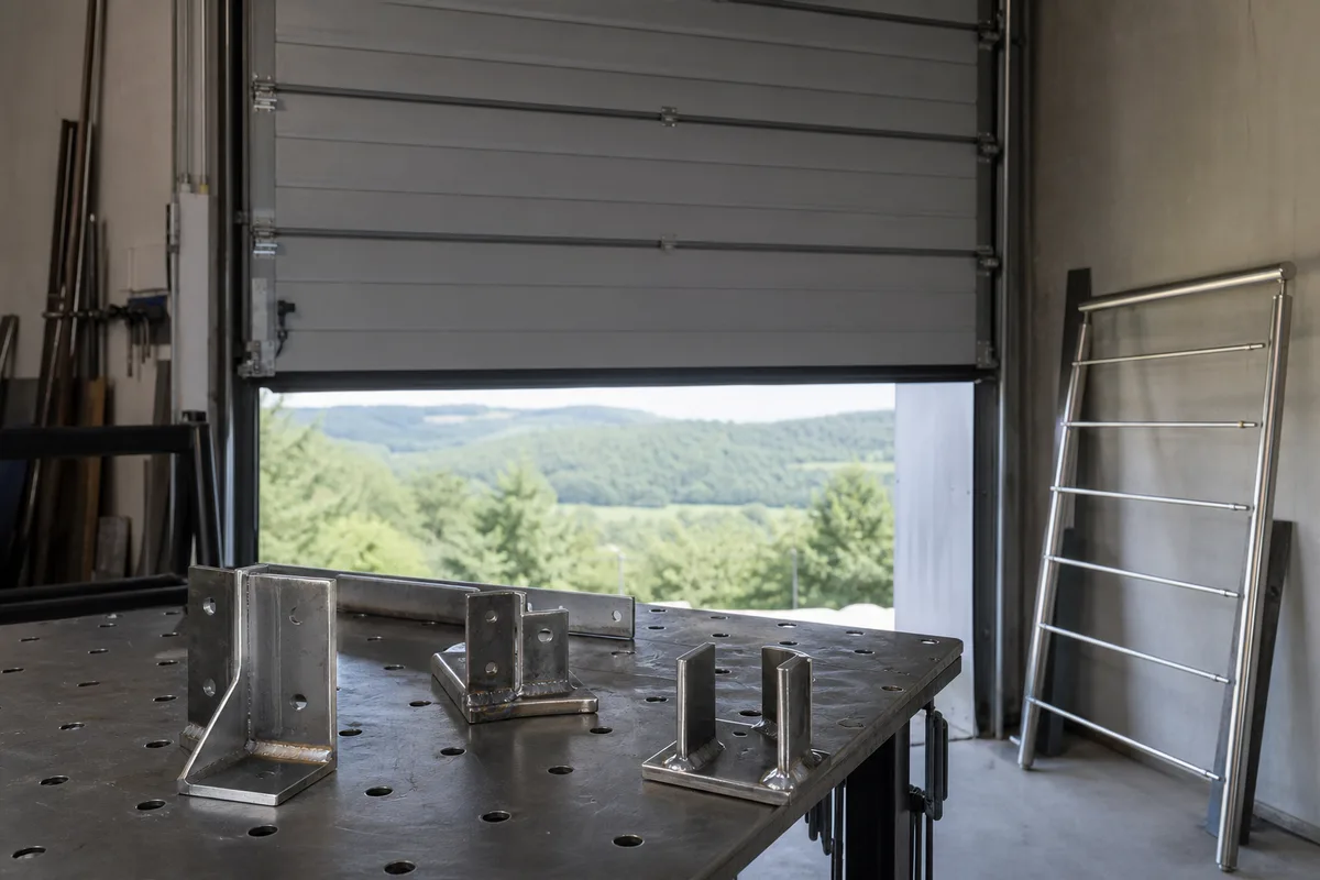 Porte de garage à Besançon : sectionnelle, enroulable ou basculante